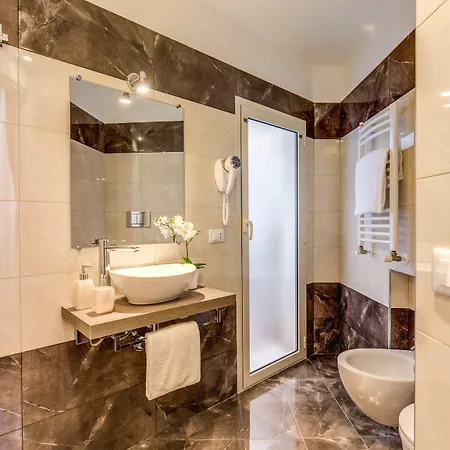 The Bridge Affittacamere 4*